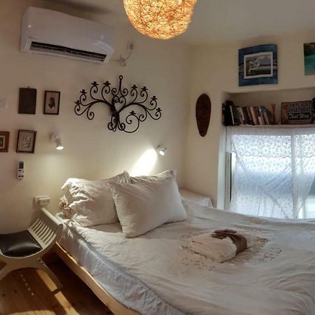 Ferienwohnung Studio Apt Great Location Heart Of Downtown District Haifa Exterior foto