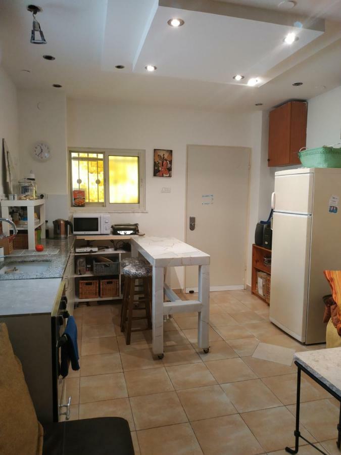 Ferienwohnung Studio Apt Great Location Heart Of Downtown District Haifa Exterior foto